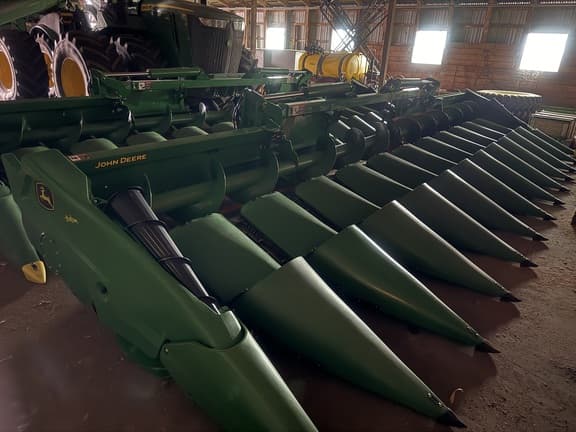 Image of John Deere C12F Primary image