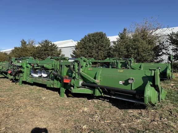 Image of John Deere C12F equipment image 4