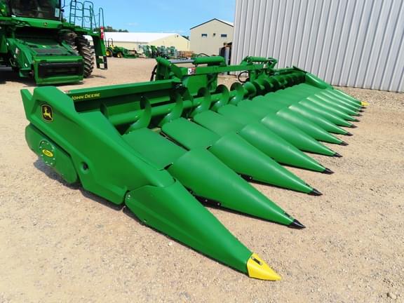 Image of John Deere C12F Primary image