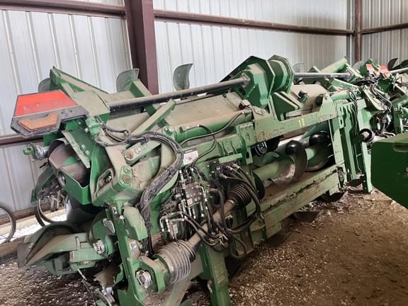 Image of John Deere C12F Primary image