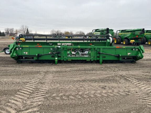 Image of John Deere C12R equipment image 4