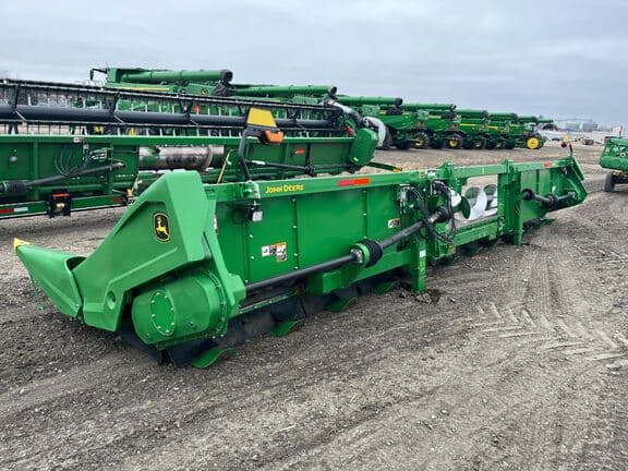 Image of John Deere C12R equipment image 2