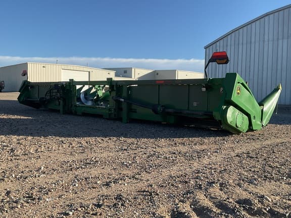 Image of John Deere C12R equipment image 3