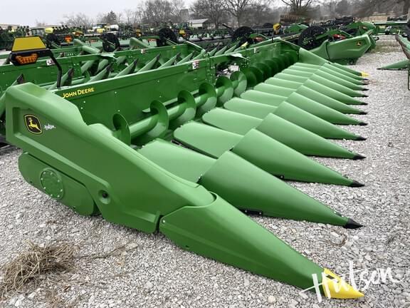 Image of John Deere C12R Primary image