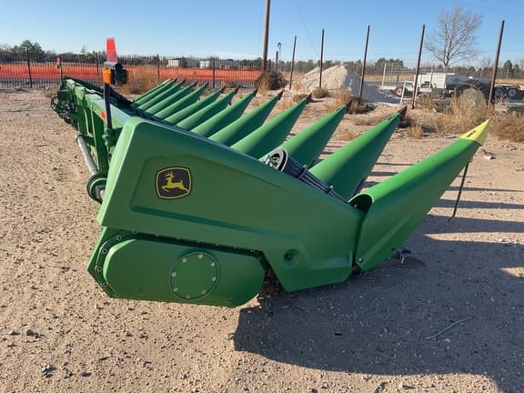 Image of John Deere C12R Primary image