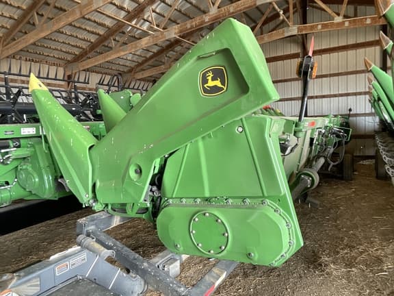 Image of John Deere C12R equipment image 1