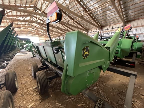 Image of John Deere C12R equipment image 4