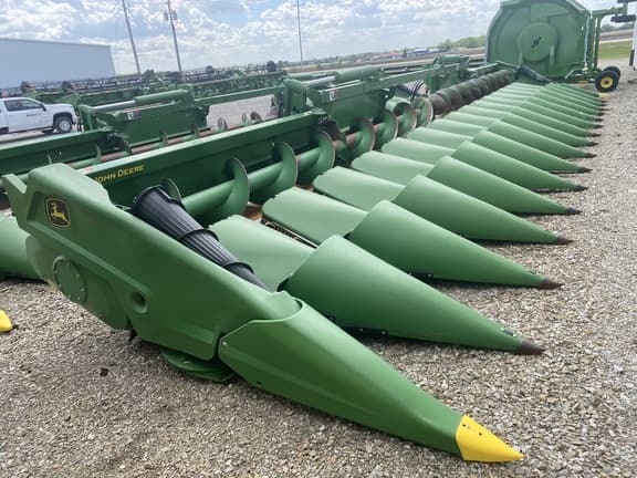 Image of John Deere C16F equipment image 1