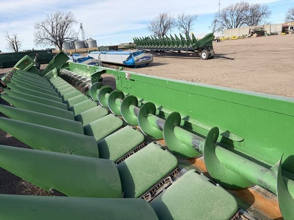 Image of John Deere C16R equipment image 3