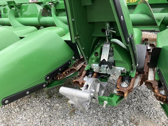 Image of John Deere C18F equipment image 2