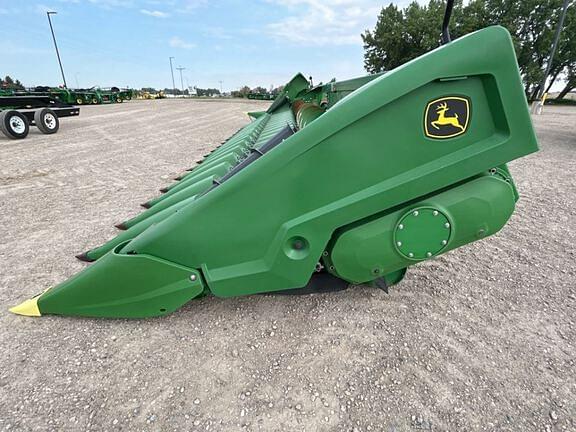 Image of John Deere C18R equipment image 2