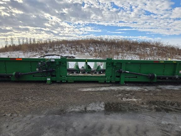 Image of John Deere C18R equipment image 3