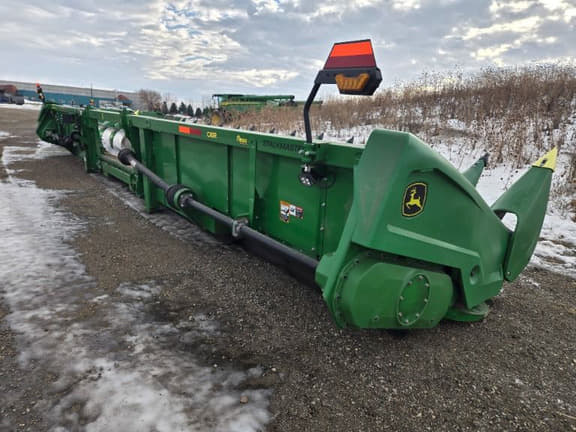 Image of John Deere C18R equipment image 2