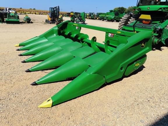 Image of John Deere C6R equipment image 2