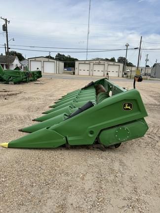 Image of John Deere C8R equipment image 4
