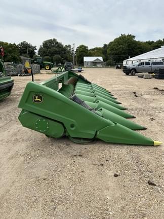 Image of John Deere C8R equipment image 1