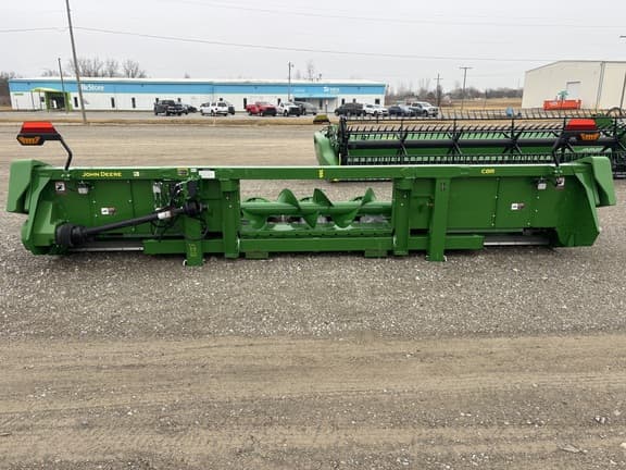 Image of John Deere C8R equipment image 2