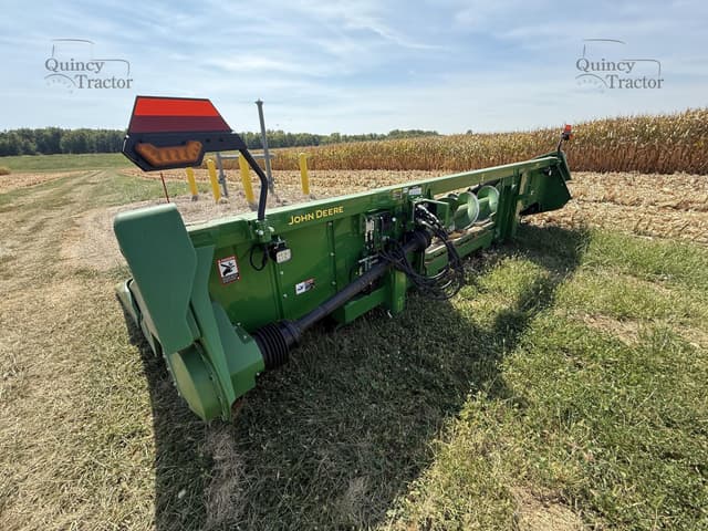 Image of John Deere C8R equipment image 3