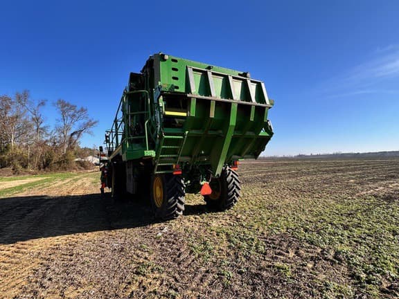 Image of John Deere CP770 equipment image 2