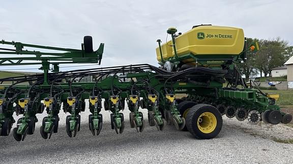 Image of John Deere DB60 equipment image 3