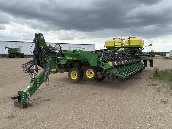 Image of John Deere DB66 equipment image 1