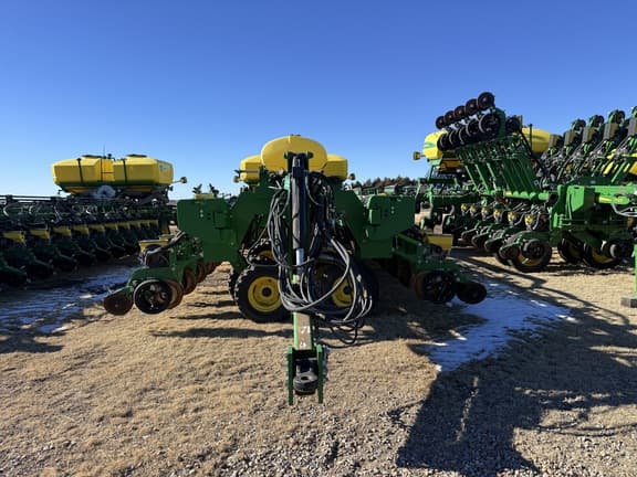 Image of John Deere DB80 equipment image 1