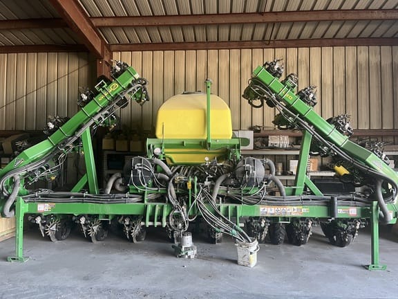 2024 John Deere DR16X Equipment Image0