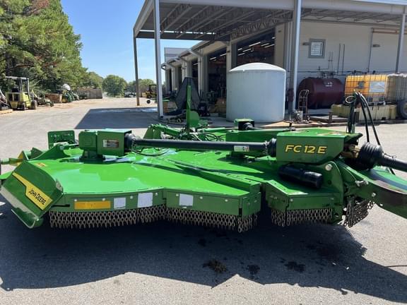 Image of John Deere FC12E equipment image 2