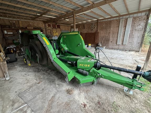 Image of John Deere FC12E equipment image 2