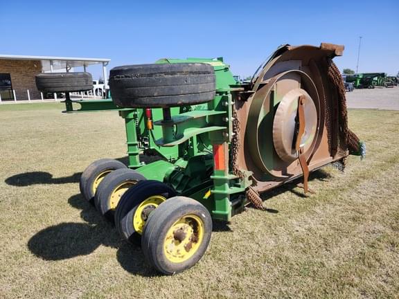 Image of John Deere FC15R equipment image 4