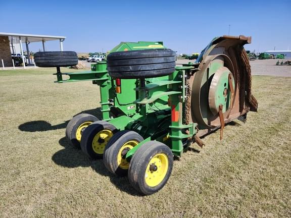 Image of John Deere FC15R equipment image 4