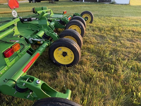 Image of John Deere FC15R equipment image 4