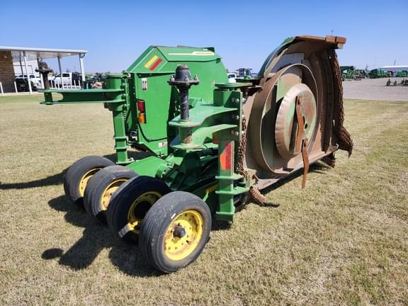 Image of John Deere FC15R equipment image 4