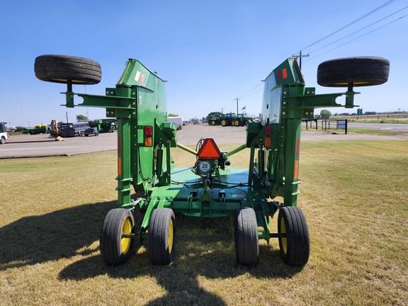 Image of John Deere FC20R equipment image 2