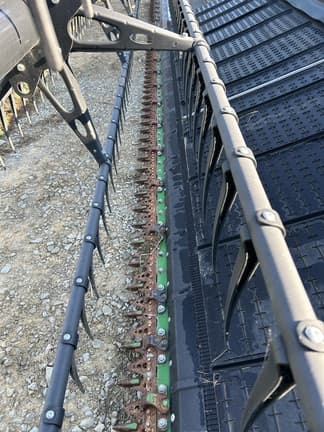 Image of John Deere HD35R equipment image 2