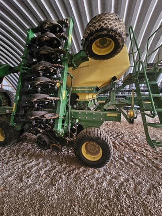 Image of John Deere N530C equipment image 2