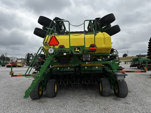 Image of John Deere N540C equipment image 3