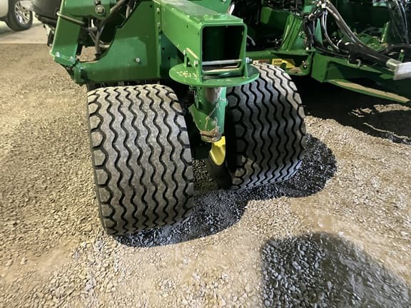 Image of John Deere N540C equipment image 4
