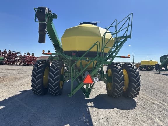 Image of John Deere N560 equipment image 4