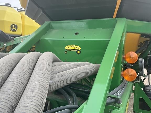 Image of John Deere N560F Primary image