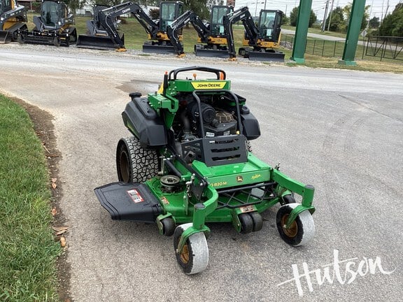 2024 John Deere Q820M Equipment Image0