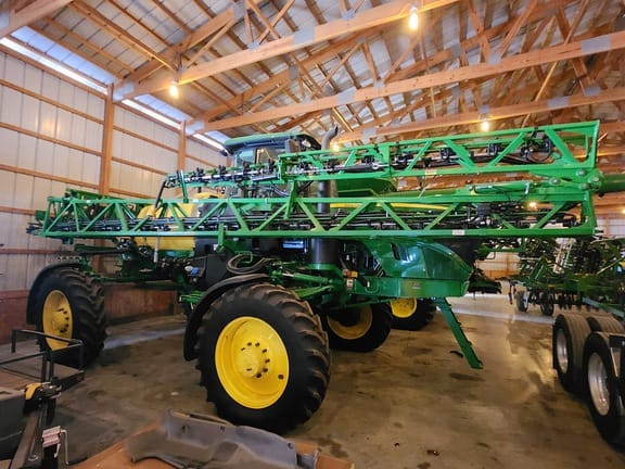 2024 John Deere R4023 Equipment Image0