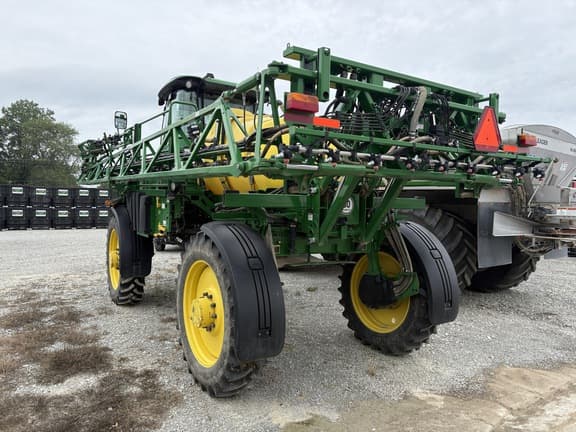 Image of John Deere R4023 equipment image 3