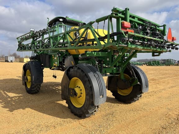 Image of John Deere R4023 equipment image 4