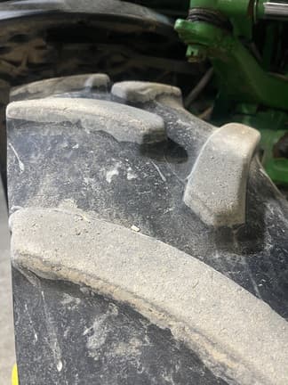 Image of John Deere R4023 equipment image 3