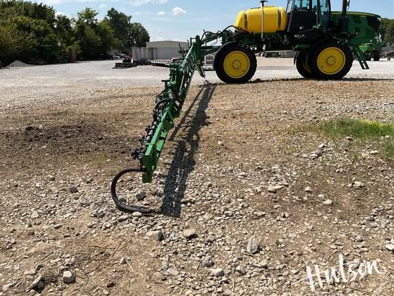Image of John Deere R4023 equipment image 4