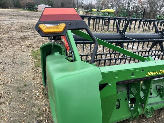 Image of John Deere RD30F equipment image 1