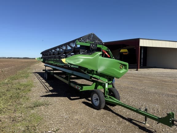 Image of John Deere RD35F equipment image 1