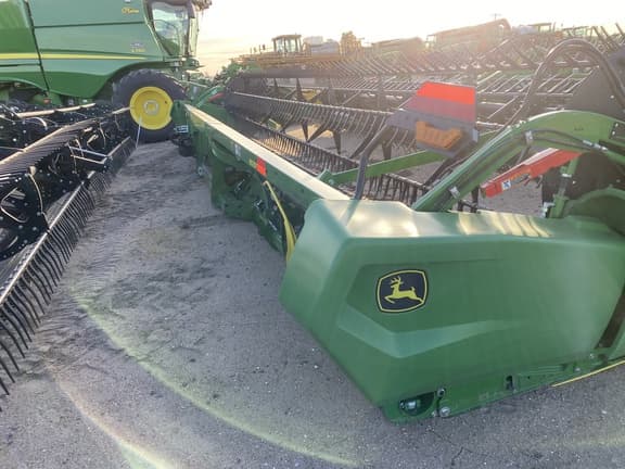 Image of John Deere RD35F equipment image 2