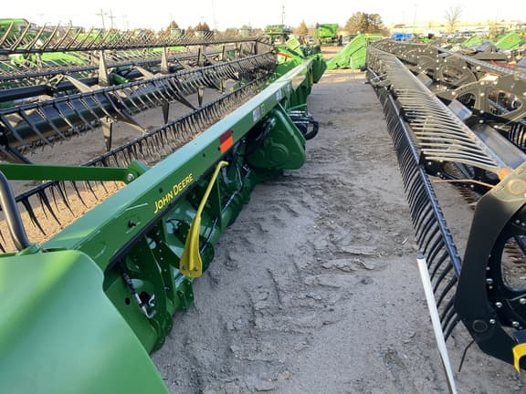 Image of John Deere RD35F Primary image